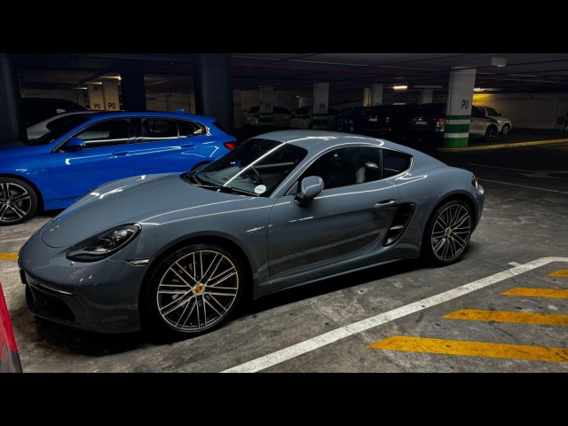 BUY PORSCHE 718 2017 CAYMAN S, Fouche Motors